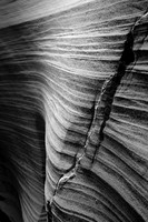 Fissure in the Ripples of Time